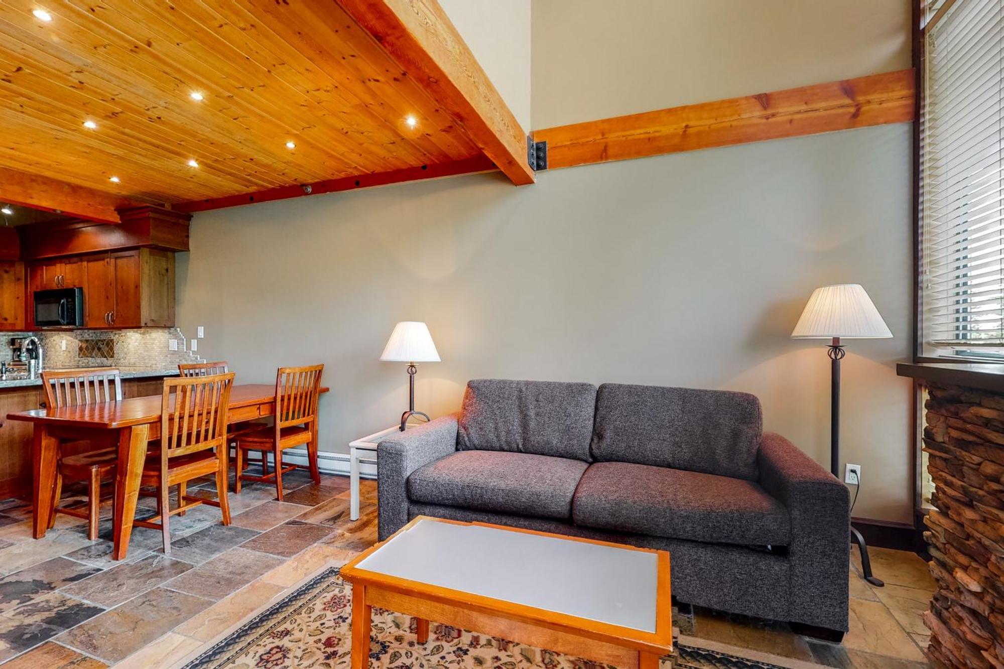 Greystone Lodge Whistler Room photo